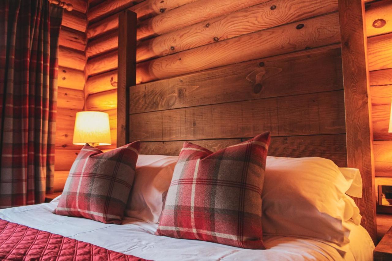Tomatin - Luxury Two Bedroom Log Cabin With Hot Tub Berwick Upon Tweed Exterior foto